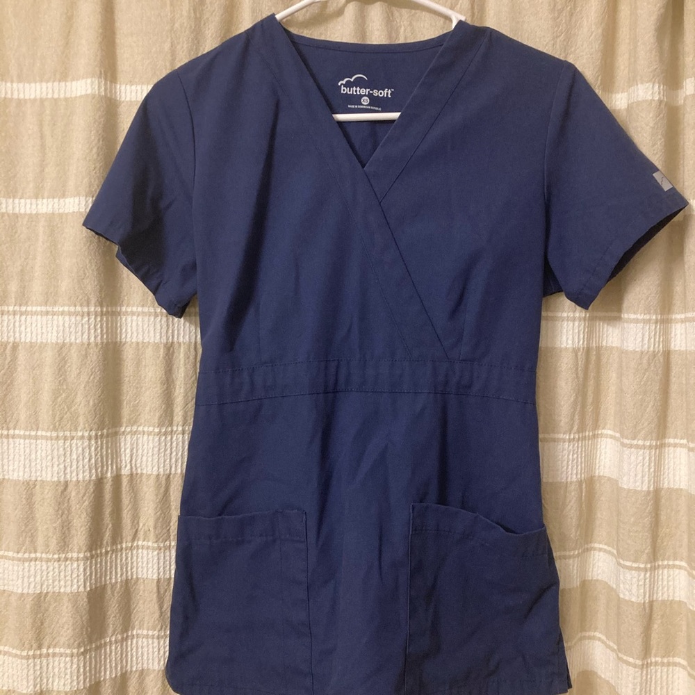 Buttersoft Scrub Top